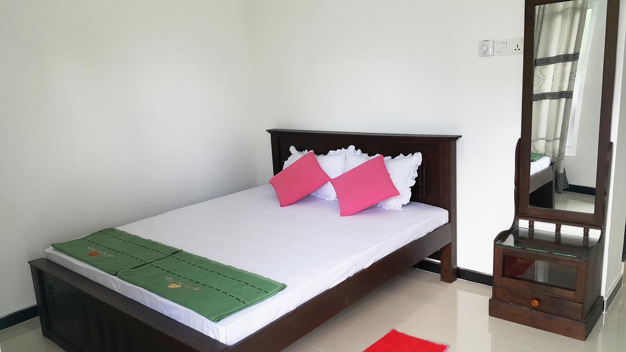 Methusha Holiday House Mirissa Dış mekan fotoğraf